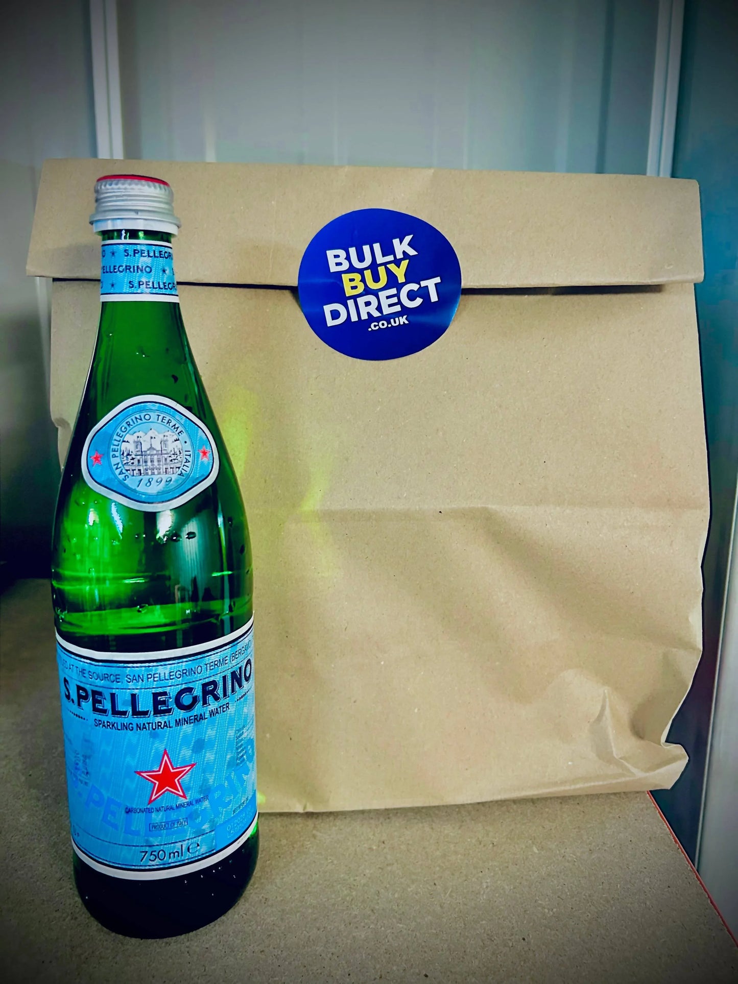 RE-PACKAGED San Pellengrino Sparkling Natural Mineral Water 4x750ml Glass Bottles - Bulkbuydirect
